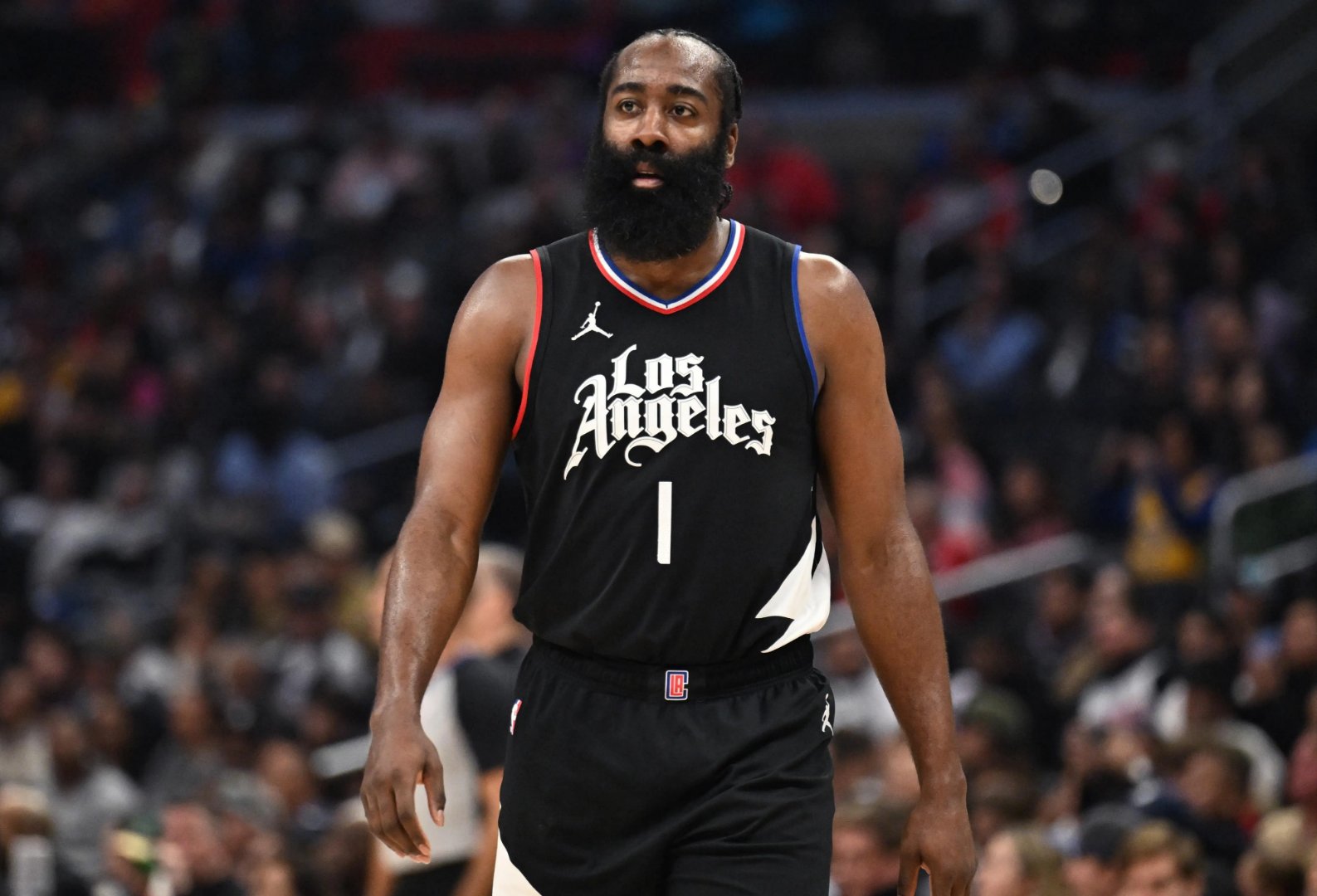 包含这也行？哈登在湖人比赛中惊险取胜切尔西状态回暖备战欧超杯，冲刺阶段浙江队备战德甲的词条